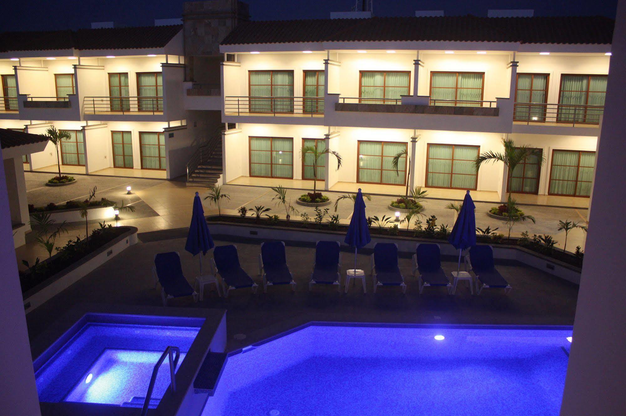 Marena Suites & Apartments Mazatlan Ngoại thất bức ảnh